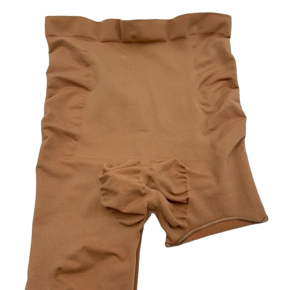 Skims Seamless Sculpt Solution Short Right Leg Exposed Size 4XL / 5XL - Picture 6 of 16